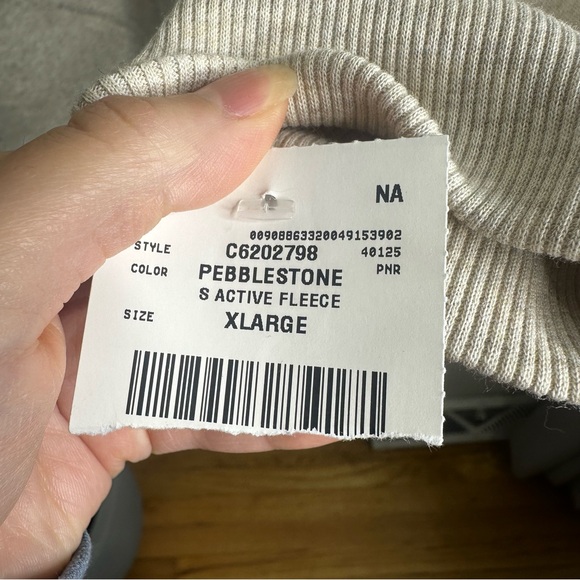 Champion V-Neck Sweater Men’s XL NWT - Picture 3 of 5